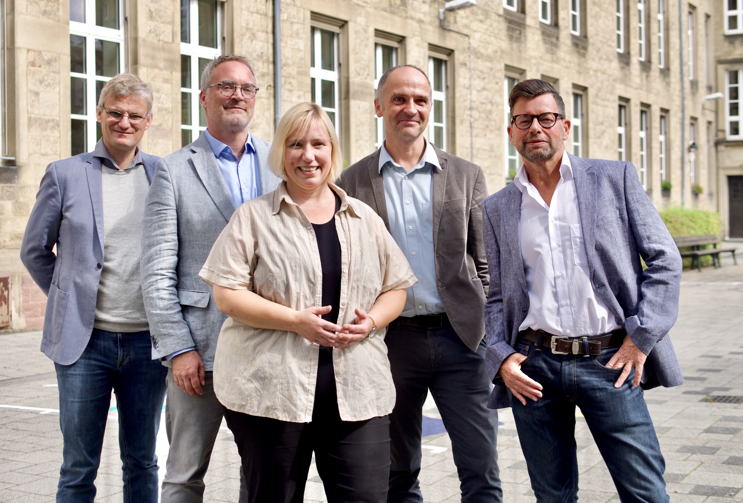 von links nach rechts: Herr Dr. Roth, Herr Klering, Frau Seitz, Herr Schneider, Herr Lorenz